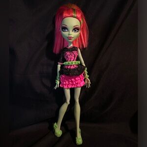 Monster High - Ghouls Night Out Venus doll